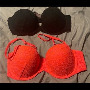 Victoria Secret 2 laced bra bundle